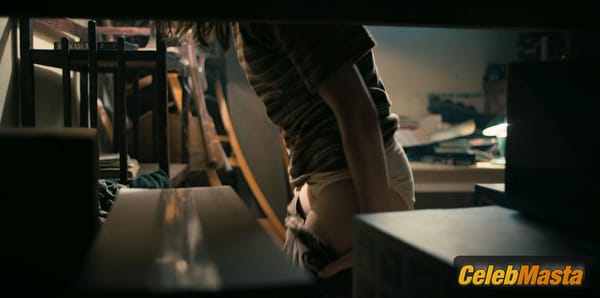 Winona Ryder Photo Gallery from Stranger Things photo 6
