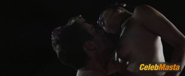 Photo Gallery: Zoe Kravitz in Vincent N Roxxy photo 4