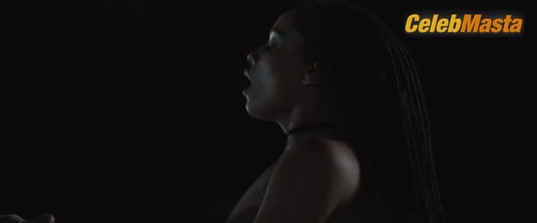 Photo Gallery: Zoe Kravitz in Vincent N Roxxy photo 10