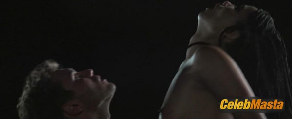 Photo Gallery: Zoe Kravitz in Vincent N Roxxy photo 17