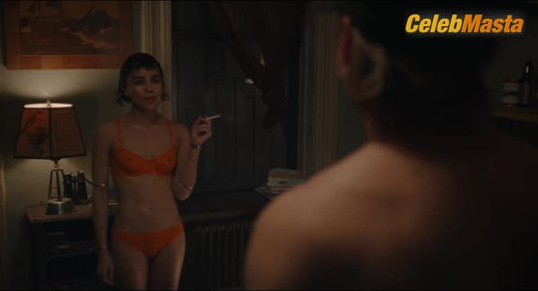 Zoe Kravitz Photos from Caught Stealing photo 10