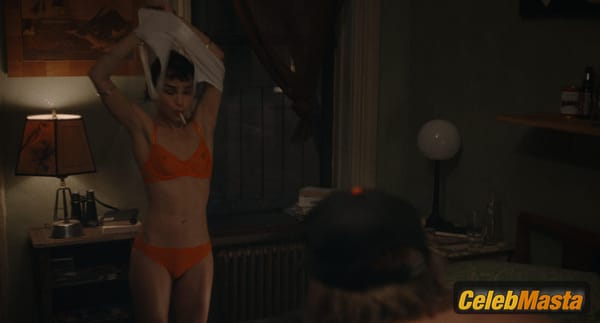 Zoe Kravitz Photos from Caught Stealing photo 18