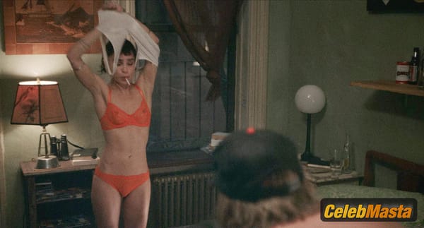 Zoe Kravitz Photos from Caught Stealing photo 30