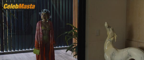 Photo Gallery: Maya Hawke in Do Revenge photo 11