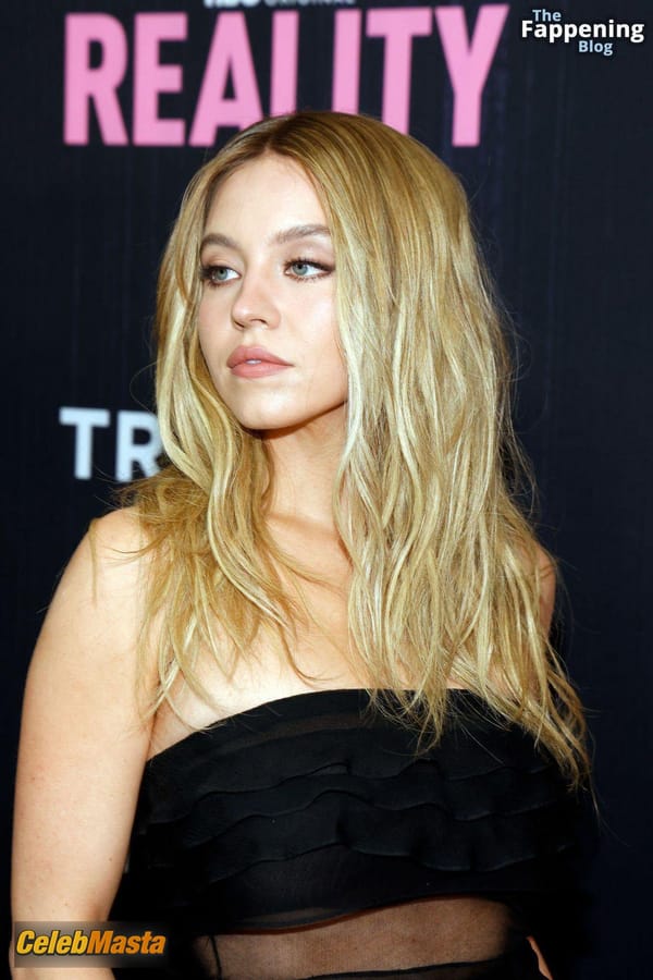 Sydney Sweeney See Through Dress at the Reality Premiere, New York photo 10