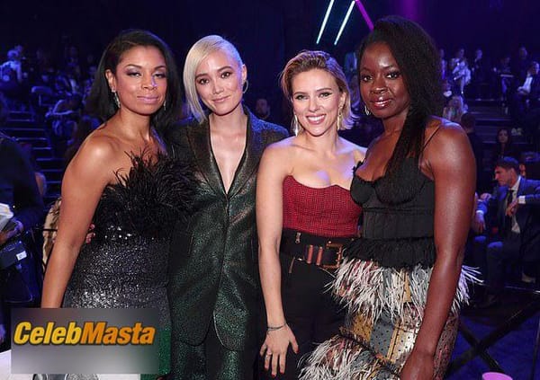 Scarlett Johansson at the Annual People’s Choice Awards Ceremony in Santa Monica photo 6