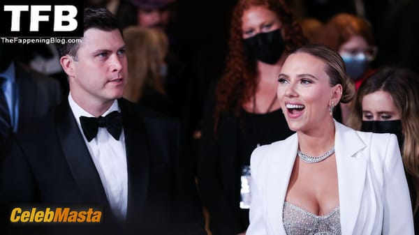 Scarlett Johansson Tits at the American Cinematheque Awards, Beverly Hills photo 6