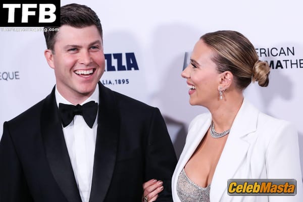 Scarlett Johansson Tits at the American Cinematheque Awards, Beverly Hills photo 21