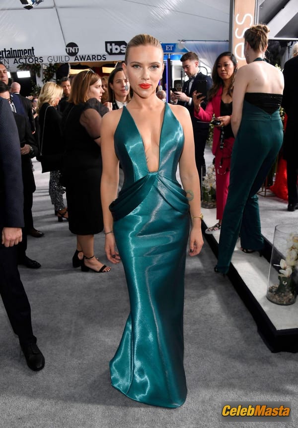 Scarlett Johansson at the 26th Screen Actors Guild Awards at the Los Angeles Shrine Auditorium and Expo Hall photo 9