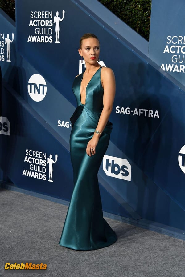 Scarlett Johansson at the 26th Screen Actors Guild Awards at the Los Angeles Shrine Auditorium and Expo Hall photo 34