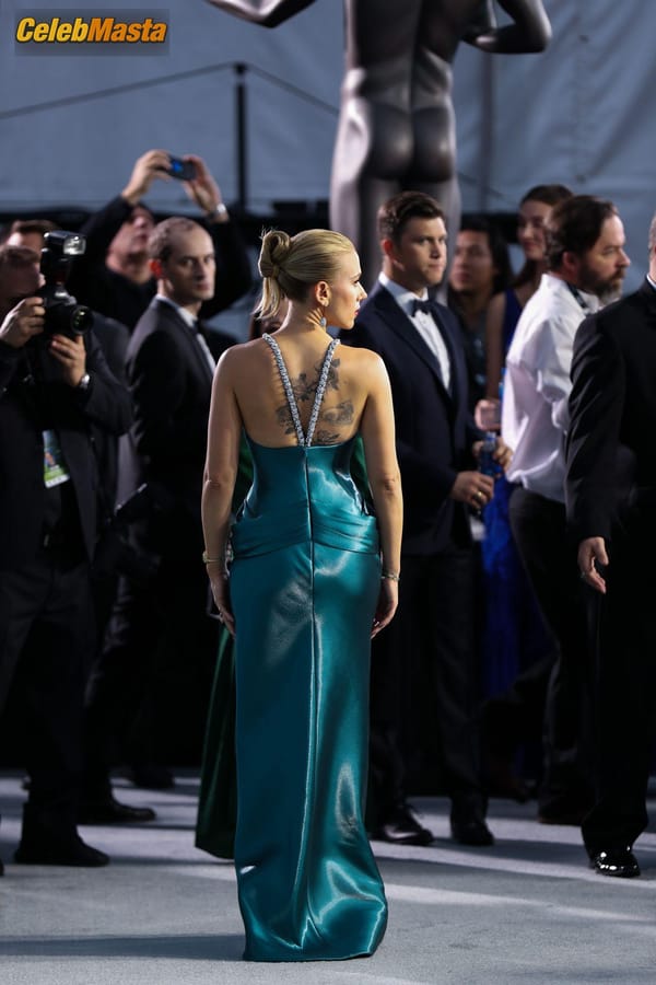 Scarlett Johansson at the 26th Screen Actors Guild Awards at the Los Angeles Shrine Auditorium and Expo Hall photo 43