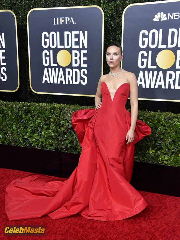 Scarlett Johansson arriving at the 77th Golden Globe Awards at the Beverly Hilton photo 7