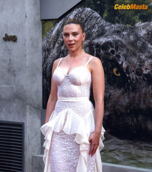 Scarlett Johansson at the Jurassic World Rebirth Premiere, NY photo 37