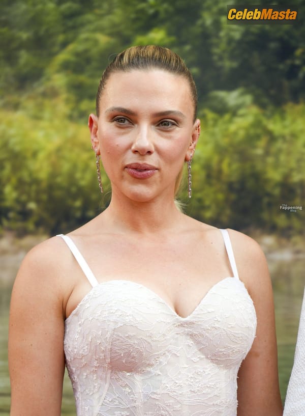 Scarlett Johansson at the Jurassic World Rebirth Premiere, NY photo 49