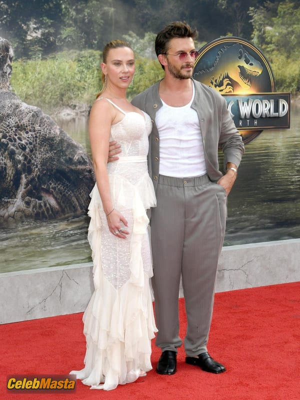 Scarlett Johansson at the Jurassic World Rebirth Premiere, NY photo 53