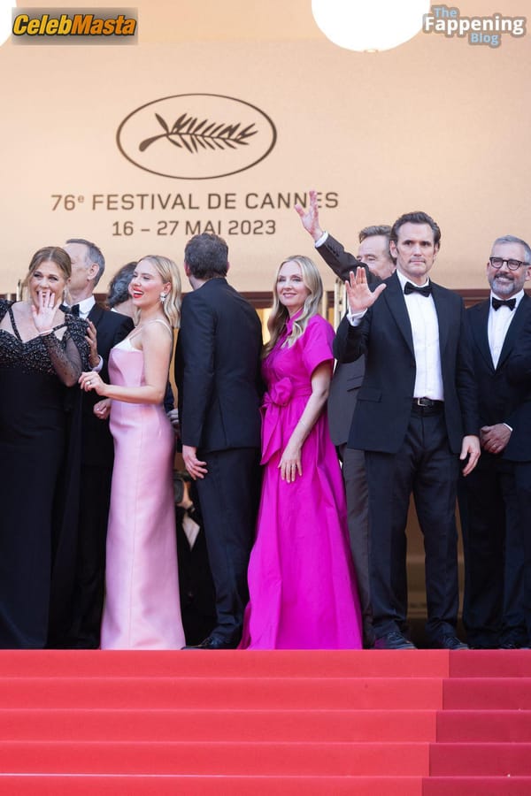 Scarlett Johansson Look at the Cannes Red Carpet photo 21