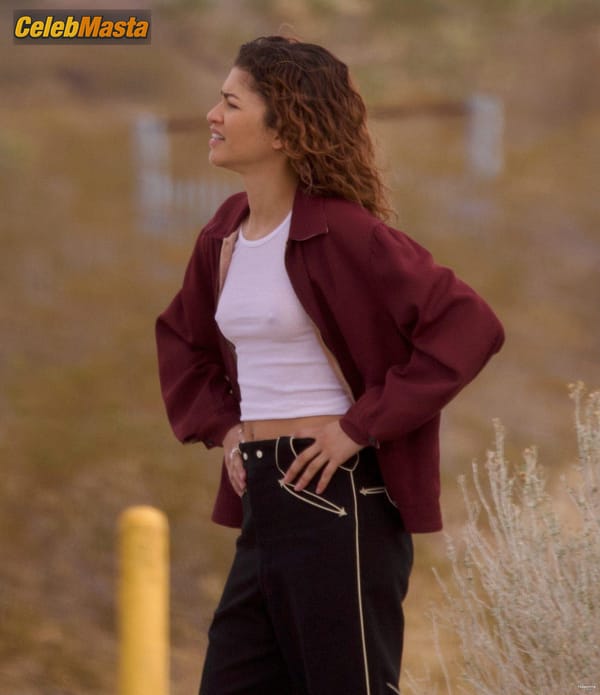 Zendaya Pokies on Euphoria Set in Palmdale photo 11
