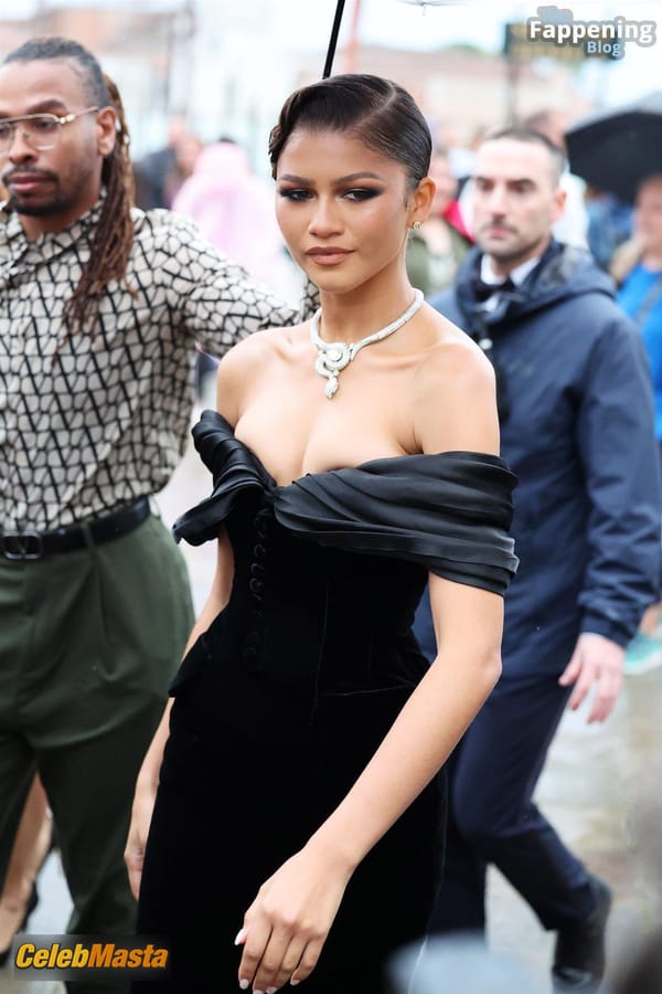 Zendaya Cleavage at Bulgari’s Venetian Party photo 20