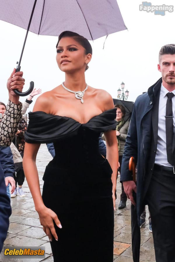 Zendaya Cleavage at Bulgari’s Venetian Party photo 32