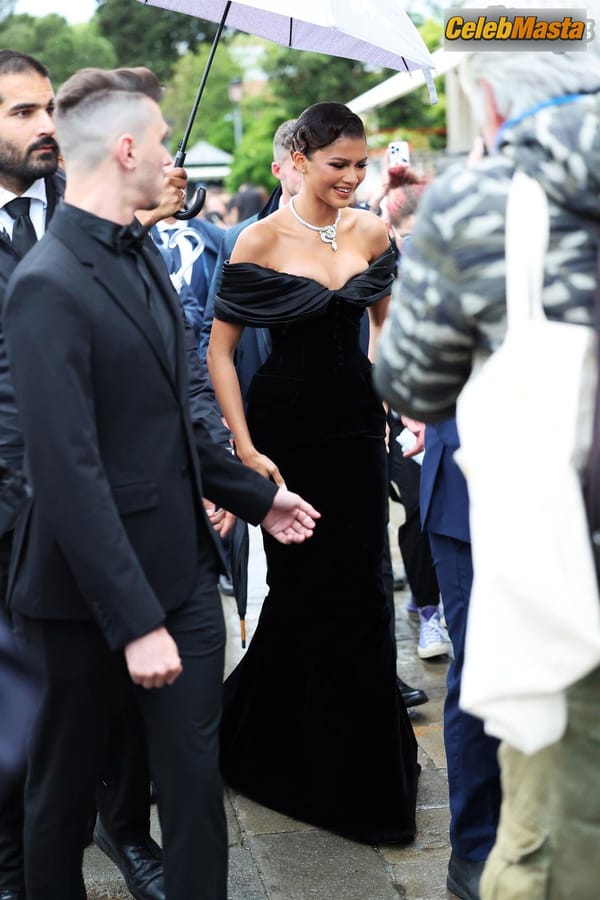 Zendaya Cleavage at Bulgari’s Venetian Party photo 45