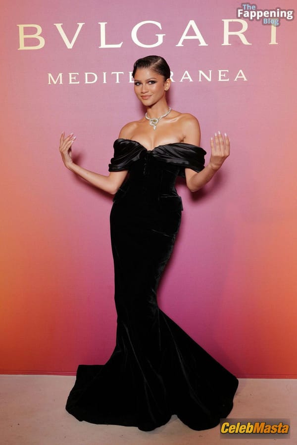 Zendaya Cleavage at Bulgari’s Venetian Party photo 49