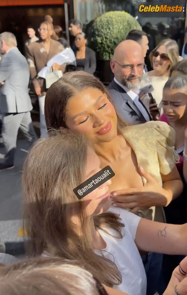 Zendaya in a White Dress at the Louis Vuitton Womenswear Spring/Summer Show photo 48