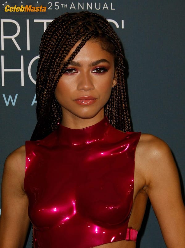 Zendaya Boob Cast at the 25th Annual Critics’ Choice Awards, Santa Monica photo 22