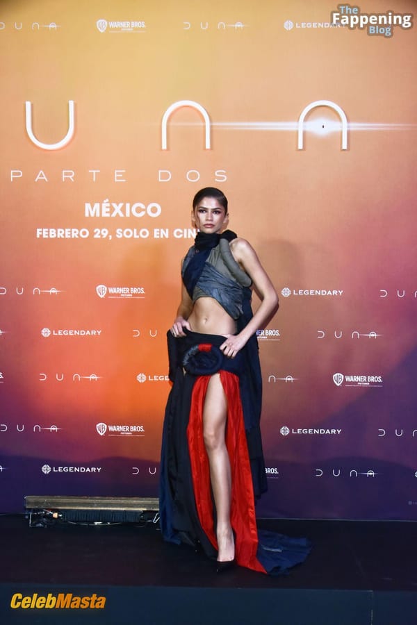 Zendaya at the Dune: Part Two Photocall, Mexico City photo 29