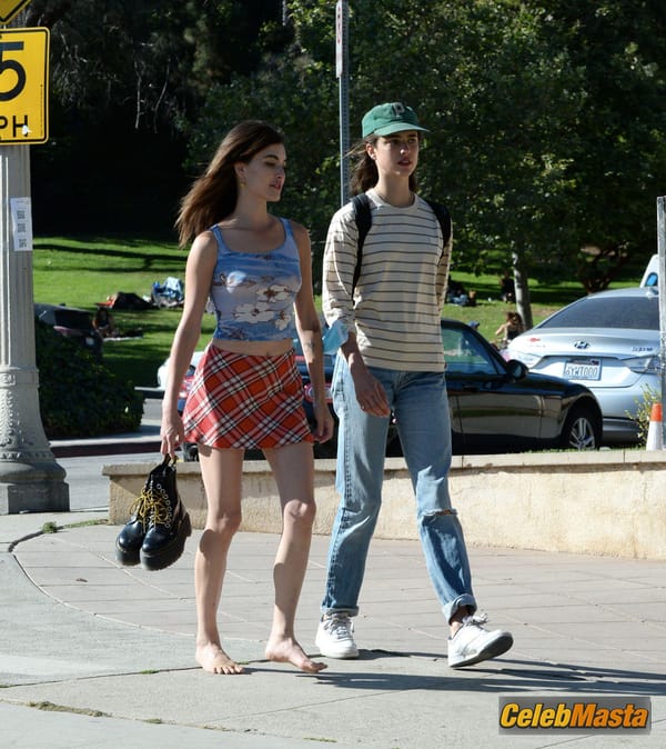 Rainey Qualley Braless Showing Tits at Silverlake in Los Angeles photo 7