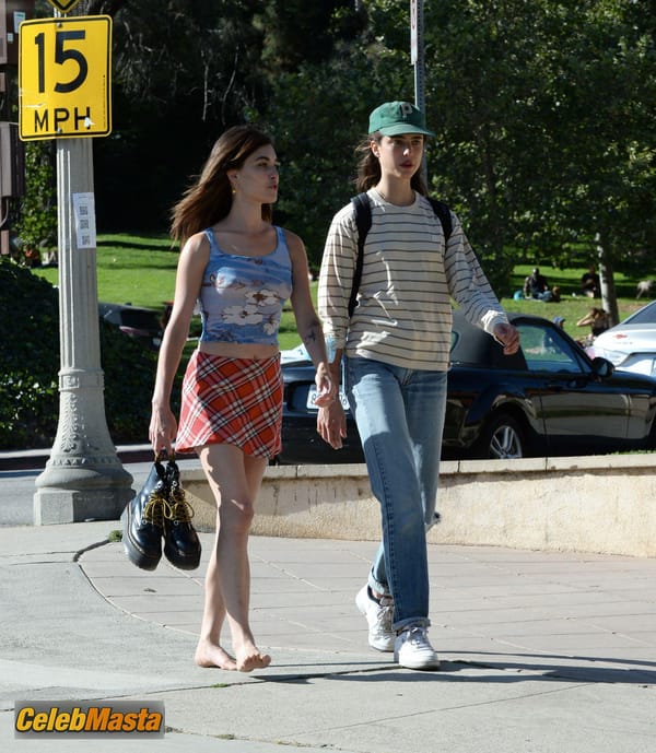 Rainey Qualley Braless Showing Tits at Silverlake in Los Angeles photo 9