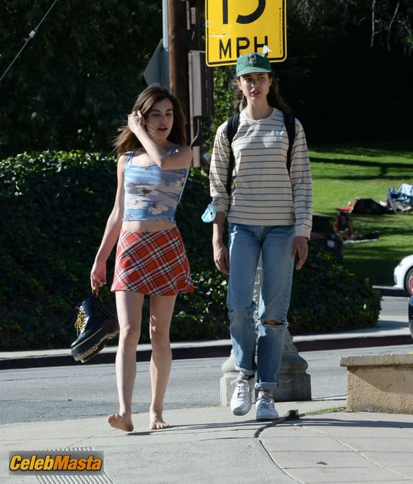 Rainey Qualley Braless Showing Tits at Silverlake in Los Angeles photo 17