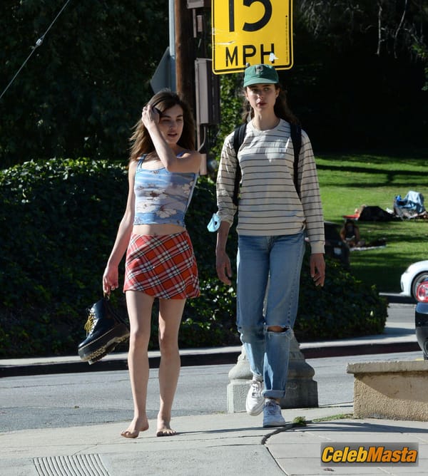 Rainey Qualley Braless Showing Tits at Silverlake in Los Angeles photo 24