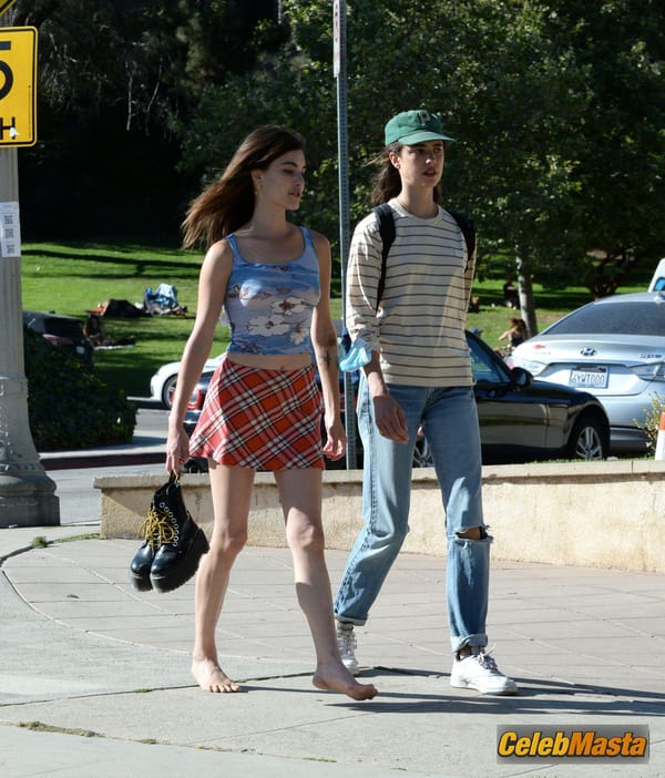 Rainey Qualley Braless Showing Tits at Silverlake in Los Angeles photo 27