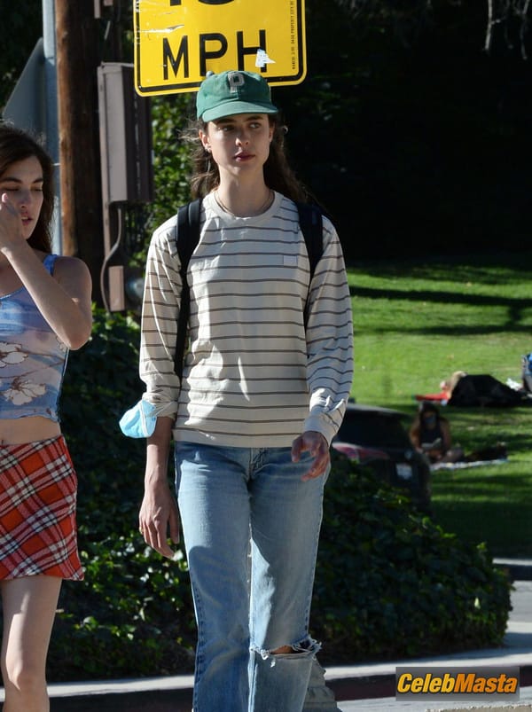 Rainey Qualley Braless Showing Tits at Silverlake in Los Angeles photo 36