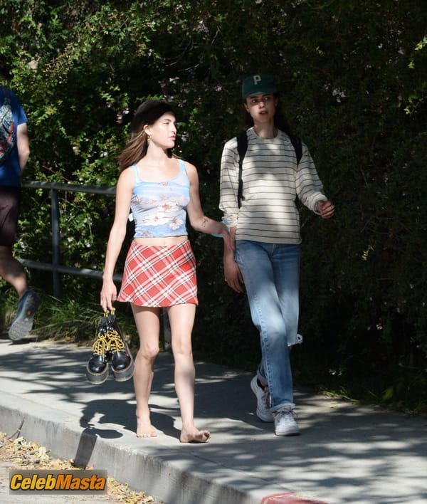 Rainey Qualley Braless Showing Tits at Silverlake in Los Angeles photo 40