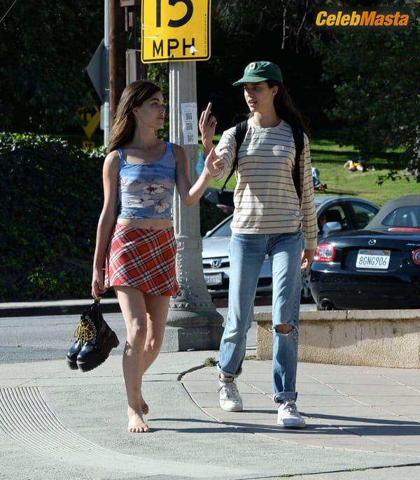 Rainey Qualley Braless Showing Tits at Silverlake in Los Angeles photo 44