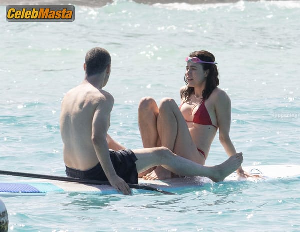 Margaret Qualley Bikini With Jack Antonoff in Hawaii photo 17