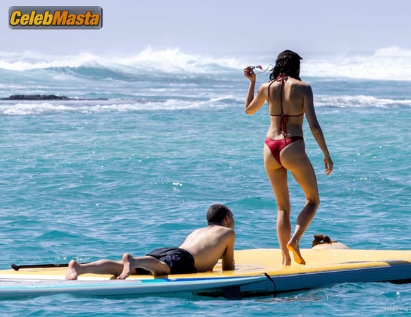 Margaret Qualley Bikini With Jack Antonoff in Hawaii photo 30