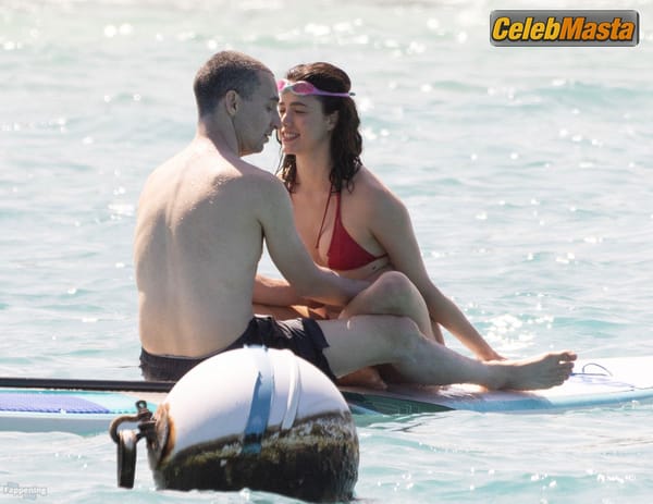 Margaret Qualley Bikini With Jack Antonoff in Hawaii photo 40