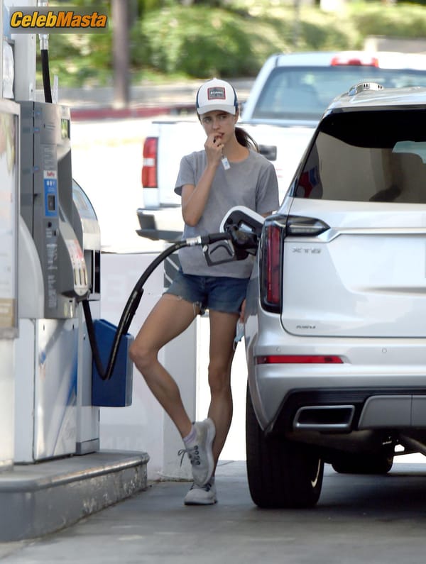 Margaret Qualley fills up her tank with some gas amid the COVID-19 pandemic in Los Angeles, California photo 8