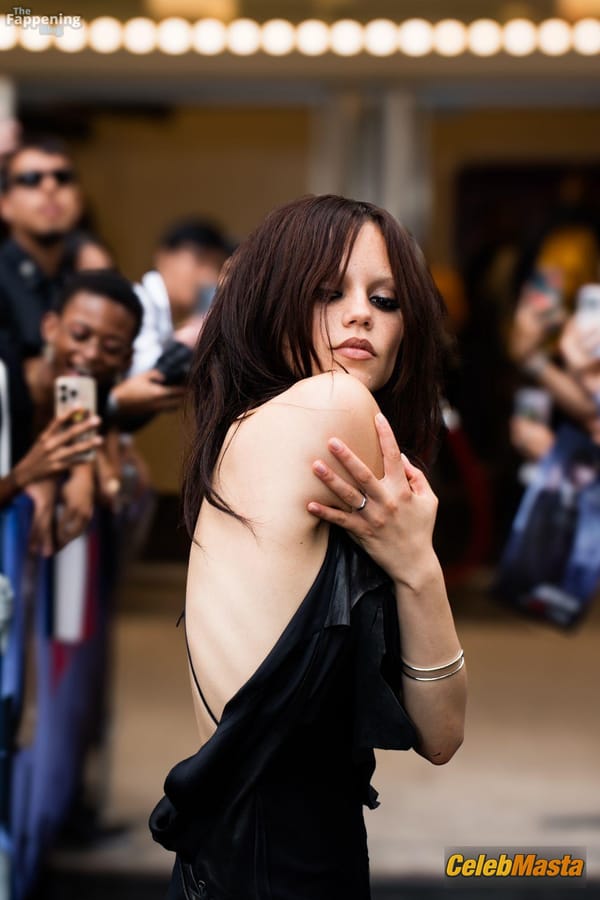 Jenna Ortega at the Wednesday Season 2 Premiere, NYC photo 25