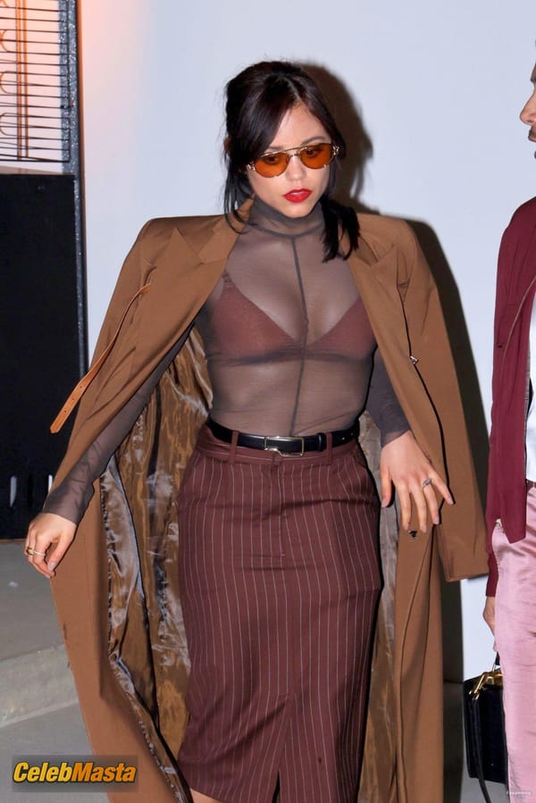 Jenna Ortega Bra at a Private Pre-Oscars Party, Beverly Hills photo 9