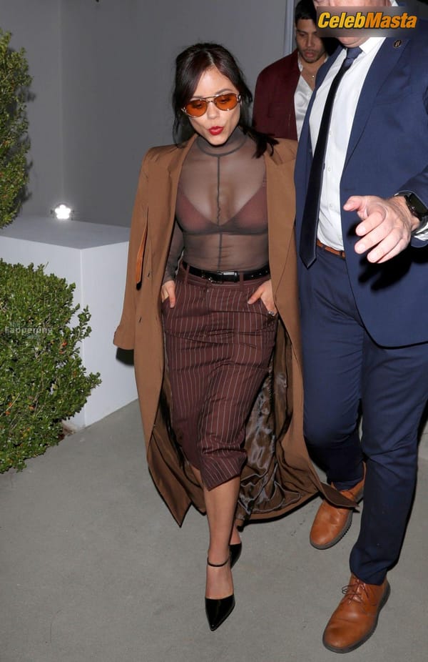 Jenna Ortega Bra at a Private Pre-Oscars Party, Beverly Hills photo 21