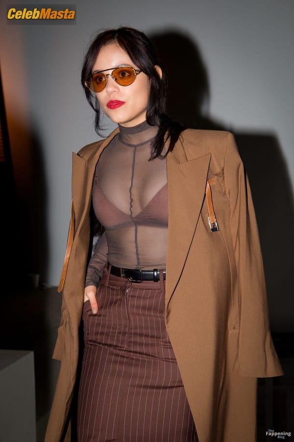 Jenna Ortega Bra at a Private Pre-Oscars Party, Beverly Hills photo 52