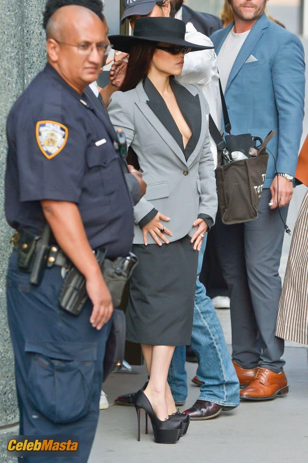 Jenna Ortega in a Sassy Outfit in NYC photo 11