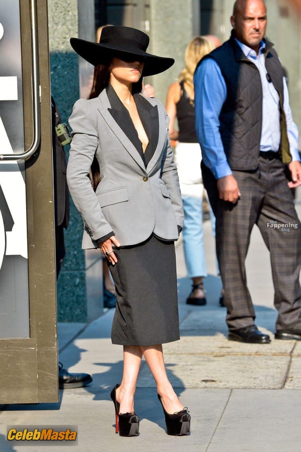 Jenna Ortega in a Sassy Outfit in NYC photo 59