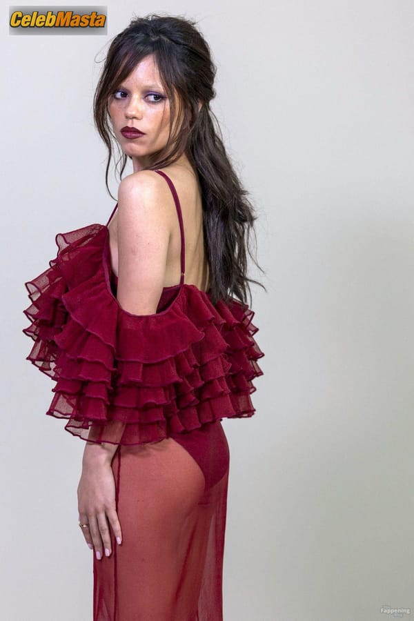 Jenna Ortega in a Sheer Dress at the Givenchy Fashion Show, Paris photo 20