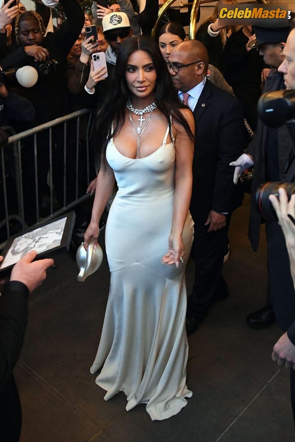 Kim Kardashian Look at the Time100 Gala, NYC (2023) photo 47