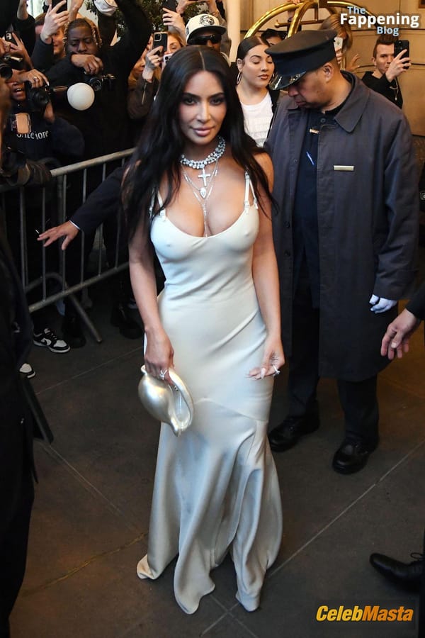 Kim Kardashian Look at the Time100 Gala, NYC (2023) photo 60