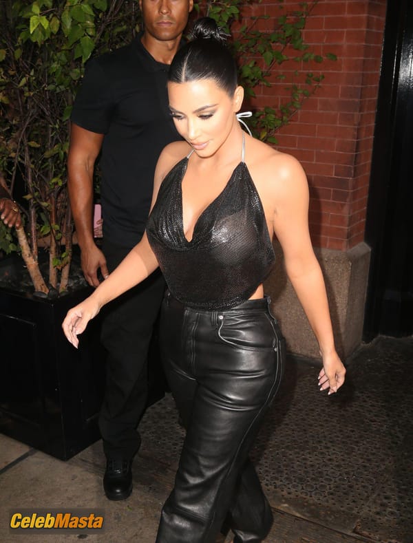 Kim Kardashian leaving the Mercer hotel dressed in leather to go to the Jimmy Fallon show in New York photo 6